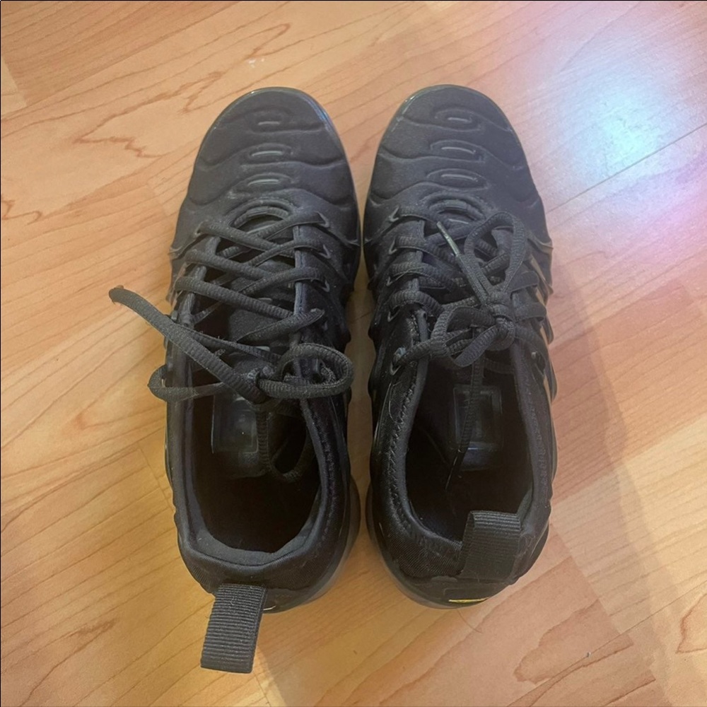 nike vapor max plus